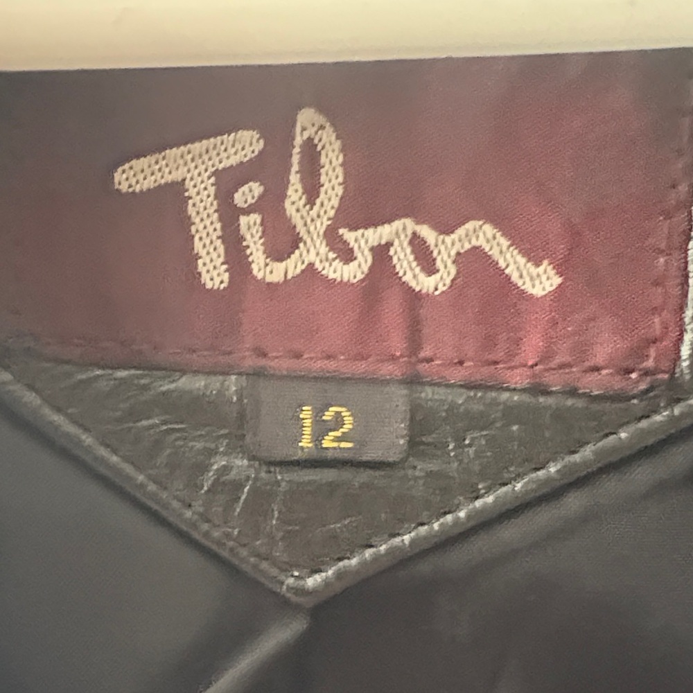 Tibon Women's Black Leather Jacket
